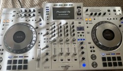  Verkoop Nieuw Pioneer DJ OPUS-QUAD DJ-systeem, Pioneer XDJ-XZ-W DJ-systeem, Pioneer XDJ-RX3 DJ-syste 