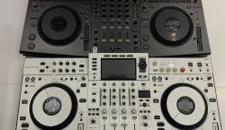 Nieuw Pioneer DJ OPUS-QUAD 4-kanaals standalone DJ-systeem / Pioneer XDJ-XZ-W DJ-systeem / Pioneer XDJ-RX3 DJ-systeem / 