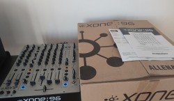  Nieuwe Allen & Heath XONE 96 DJ-mixer, Denon Dj Sc5000 Prime, Denon DJ S11 voor Serato DJ, Pioneer DJ DJM-V10-LF Mixer,