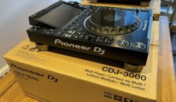  Pioneer DJ XDJ-RX3, Pioneer DDJ-REV7 DJ Kontroler, Pioneer XDJ-XZ , Pioneer OPUS-QUAD , Pioneer DDJ-1000, DDJ-1000SRT