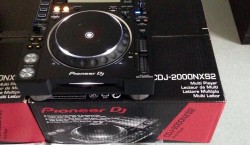 Te koop nieuw Pioneer DJ CDJ-3000-W / Pioneer DJM-A9 DJ Mixer / Pioneer CDJ-Tour1 / Pioneer CDJ-2000NXS2
