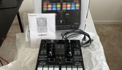  Nieuwe Allen & Heath XONE 96 DJ-mixer, Denon Dj Sc6000M Prime , Pioneer DJM-S11 , Pioneer DJM-V10-LF 