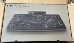 Nieuw Pioneer DJ OPUS-QUAD 4-kanaals standalone DJ-systeem / Pioneer XDJ-XZ-W DJ-systeem / Pioneer XDJ-RX3 DJ-systeem / 