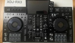 Verkoop Pioneer XDJ-RX3 DJ-systeem, Pioneer XDJ XZ, Pioneer DJ OPUS-QUAD, Pioneer DDJ RZX DJ Controller / Pioneer DDJ-FL