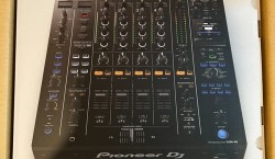 Verkoopt Nieuw Pioneer DJ Pioneer CDJ-3000-w (2) +1x DJM-900NXS2-W, Pioneer DJM-A9 DJ-Mixer, Pioneer DDJ-REV7 Pioneer DD