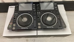  Pioneer CDJ-3000, Pioneer DJM-A9 , Pioneer DJM-V10-LF , Pioneer CDJ-2000NXS2, Pioneer DJM-900NXS2 