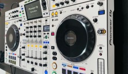  Verkoop Nieuw Pioneer DJ OPUS-QUAD DJ-systeem, Pioneer XDJ-XZ-W DJ-systeem, Pioneer XDJ-RX3 DJ-syste 